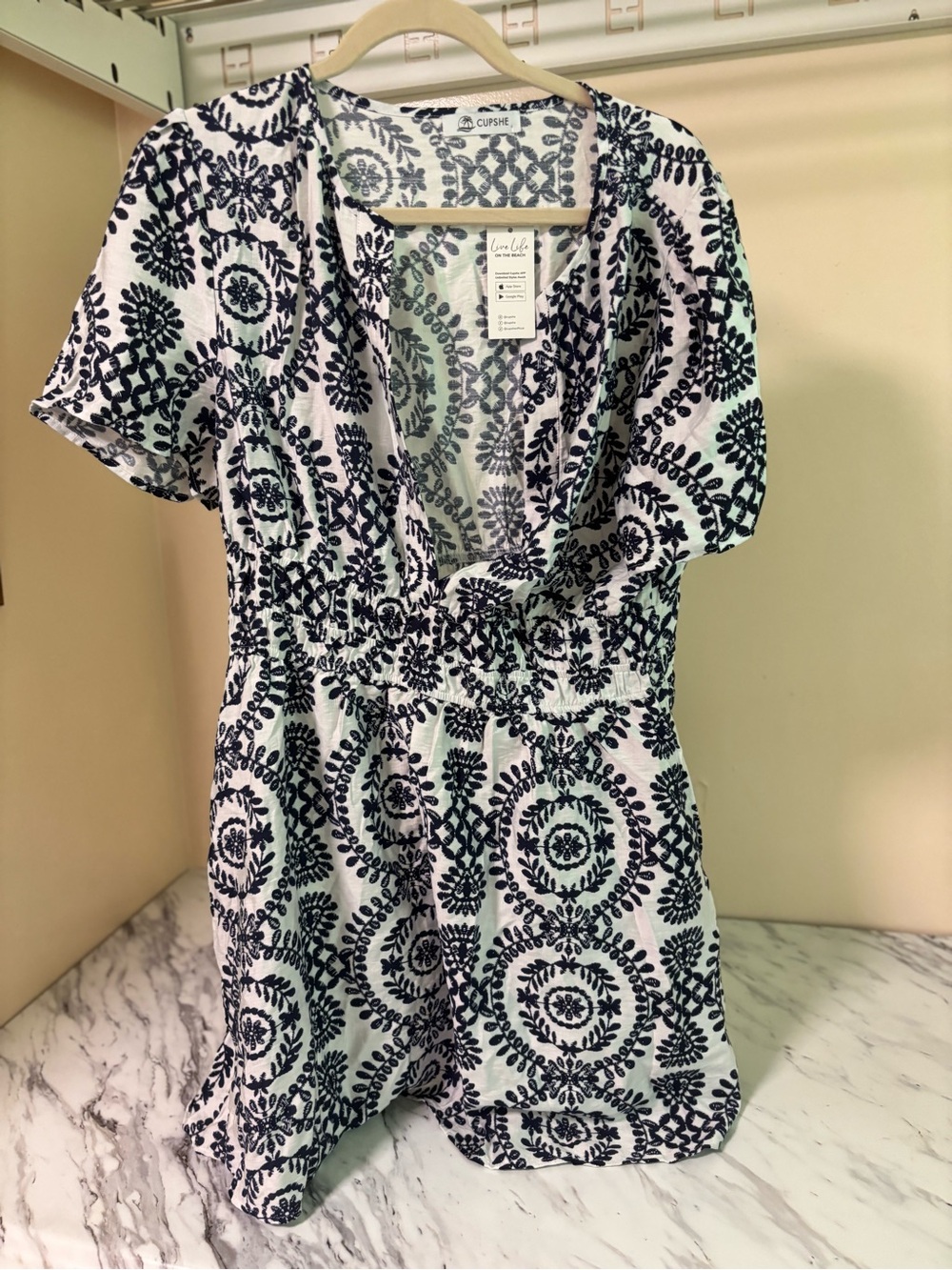 Cupshe Navy & White Printed Short Sleeve V-Neck Beach Dress